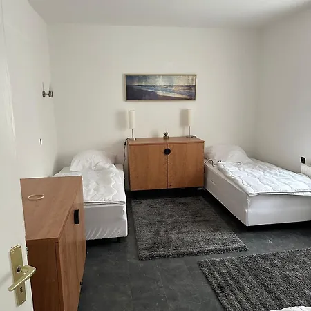 Schoene Zimmervermietung Fuer Monteure Geeignet ! Direkt Am Kanal Mit Gartennutzung! Hamm (North Rhine-Westphalia)